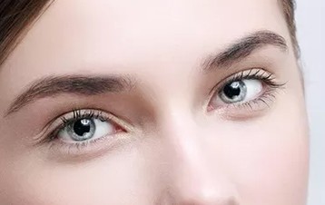 海口双眼皮割了多久可以化妆？