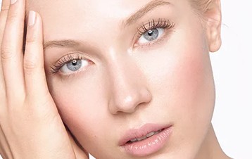 三亚做完彩光嫩肤当天可以洗脸吗？